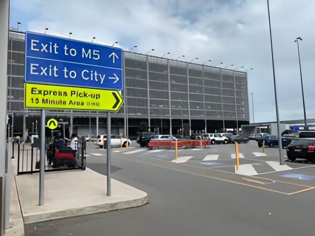 Sydney Airport Taxi Pickup Area